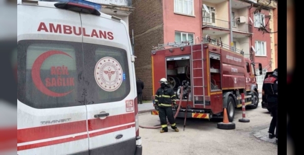 Aksaray'da apartman kömürlüğünde yangın çıktı, bir kişi gözaltında