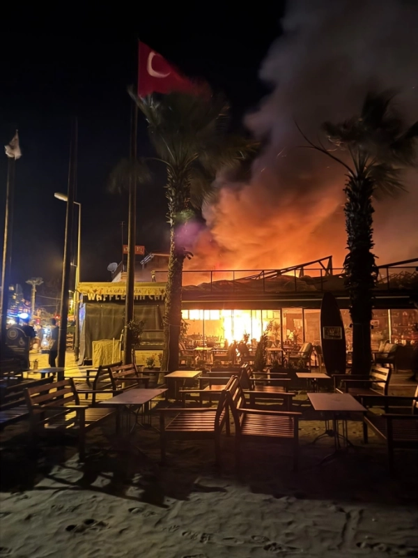 Akyaka'da Restoran Yangını: Büyük Hasar Oluştu