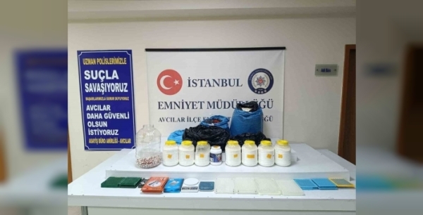 Avcılar'da uyuşturucu sevkiyatına büyük polis operasyonu: 3 kişi gözaltında