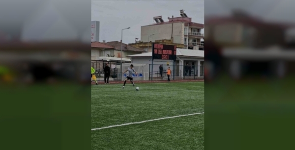 Aydınspor evinde Manisa 1965 Nurlupınar karşısında 2-2 berabere kalarak 3 puanı kaçırdı