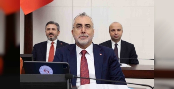 Bakan Işıkhan'dan 2026 asgari ücret müjdesi: 'Enflasyona ezdirmeyeceğiz