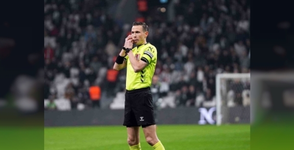 Beşiktaş, Antalyaspor'a Karşı İlk Yarıda Farkı Açtı: 3-1