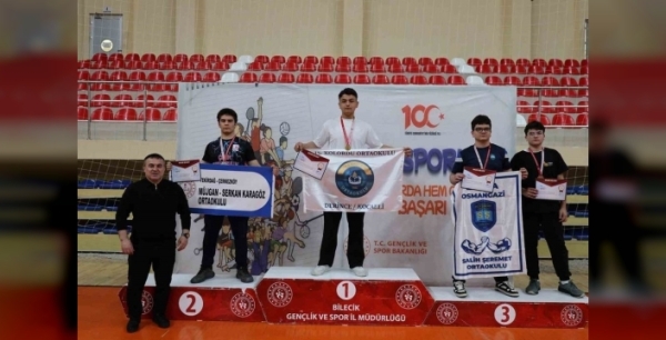 Bilecik'te bilek güreşi grup müsabakaları sona erdi, ödüller sahiplerini buldu