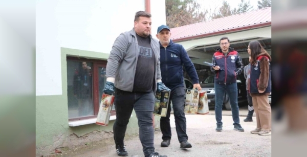 Bolu'da dev sahte zeytinyağı operasyonu: Piyasa 700 liradan zehirleniyormuş!