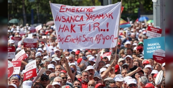 Emeklilerin bayram ikramiyesi 17.407 TL olmalı iddiası gündemde