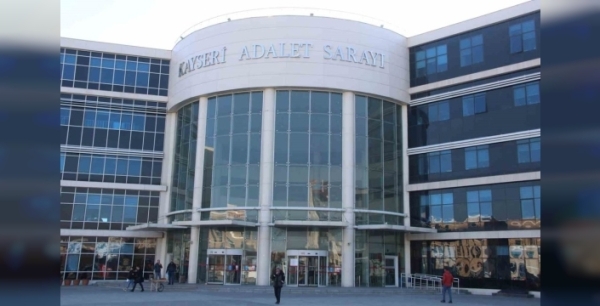 Eski Kayseri genel sekreteri hakim karşısında: Nüfuz ticareti iddiaları sürüyor