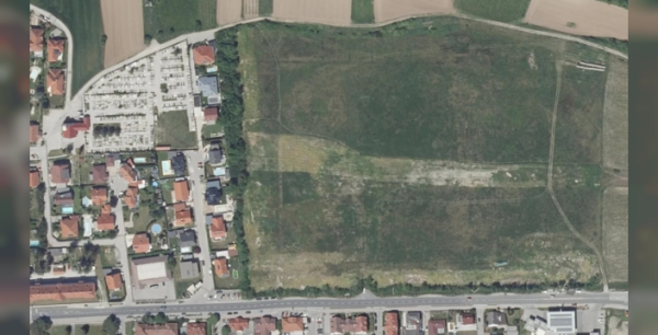 Eski toplama kampı alanına iş hanı inşa edilecek