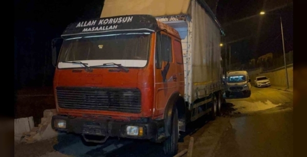 Eskişehir'de bisiklet yüklü kamyonda yangın çıktı, sebebi araştırılıyor