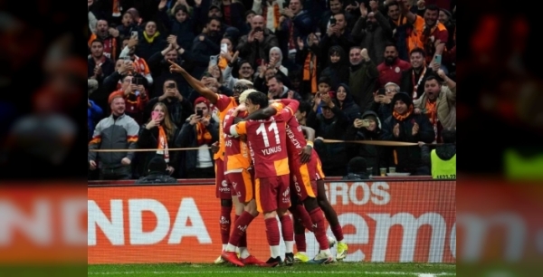 Galatasaray, rakiplerinden 7 puan önde haftayı kapadı