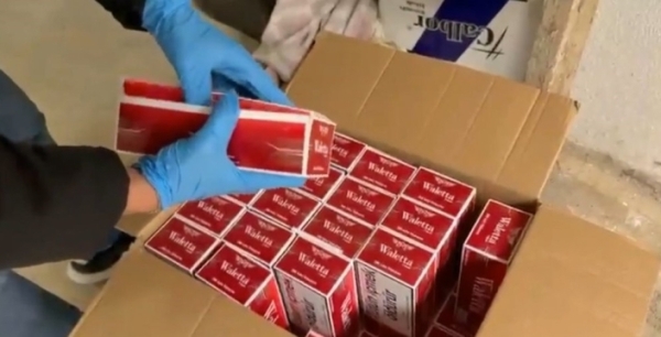 Gölcük’te nefes kesen operasyon: Yarım milyon liralık kaçak tütün ve makaron tek tek toplandı!