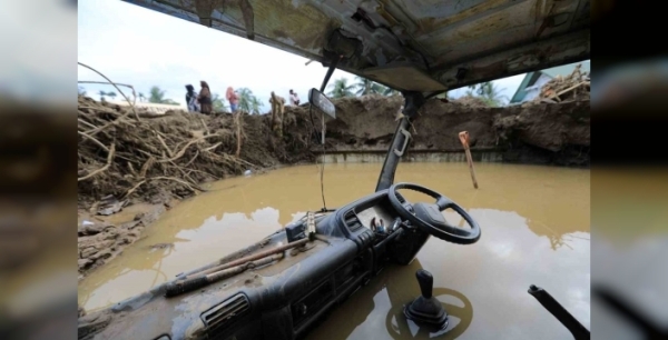 Güney Asya'da felaket! Bin 149 can aldı, kayıplar artıyor