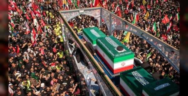Hamaney'in naaşı, Necef'te son yolculuğuna hazırlanıyor