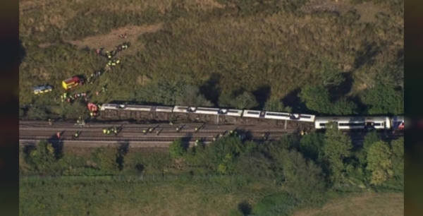 İngiltere'de tren kazası: 11 yaralı