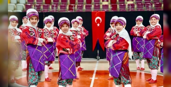 Isparta'da miniklerin şampiyonu Sevim Örnek İlkokulu