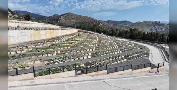 İzmir'de mezarlık alanları artırılıyor: 487 bin metrekare yeni alan açıldı