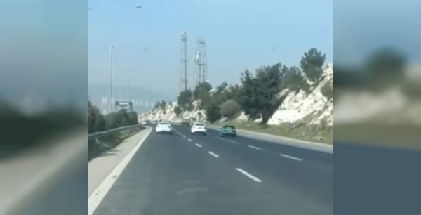 İzmir'de otoyolda makas atan sürücüye 90 bin lira ceza kesildi
