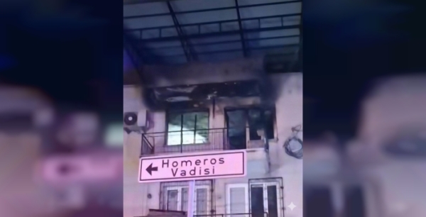 İzmir'de yangın faciası: Baba hayatını kaybetti, oğlu entübe