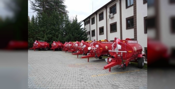 Kastamonu’da yangınla mücadele için 20 yeni su tankeri dağıtıldı