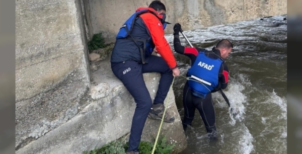 Kayıp kadın, dere kenarında cansız bedeniyle bulundu