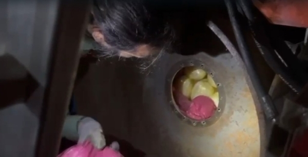 Kocaeli'de şok operasyon: Asfalt silindirinde 102 kilo metamfetamin yakalandı