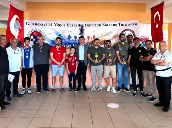 Köyceğiz'deki Satranç Turnuvası, kıyasıya mücadeleye sahne oldu   