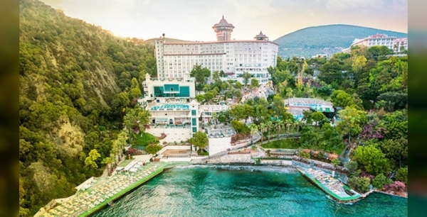 Kuşadası'ndaki ünlü otel iflas riskiyle karşı karşıya