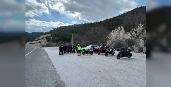 Kütahya'da motosiklet sürücülerine 'can güvenliği' odaklı sıkı denetim!
