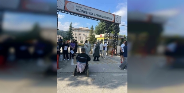 LGS yolunda engel yok: Belediyeden özel destekle öğrenci sınavına yetişti