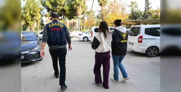 Mersin'de evleri soyan hırsızlar, güvenlik kameraları sayesinde yakalandı