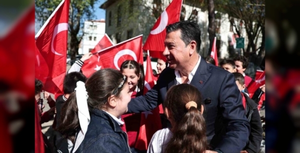 Muğla 23 Nisan'ı çocukların kahkahalarıyla kutladı: Uluslararası dostluk ve bol eğlence