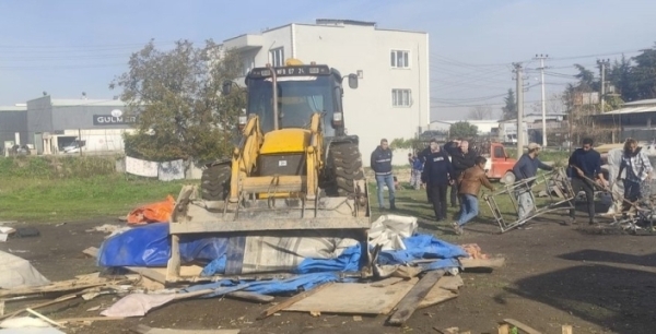 Nilüfer'de Çevreye Kötü Etki Yaratan Yapılar Temizlendi