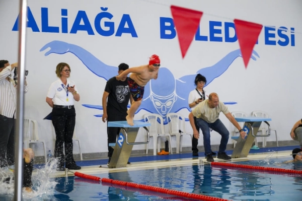 Özel Sporcular Aliağa’da Kulaç Attı