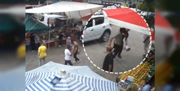 Pazar yeri dehşeti: Zabıta memuru bıçaklı saldırganın hedefi oldu, şüpheli yakalandı