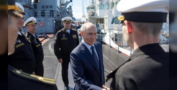 Putin'in tartışmalı adalar ziyareti Japonya'da tepki yarattı