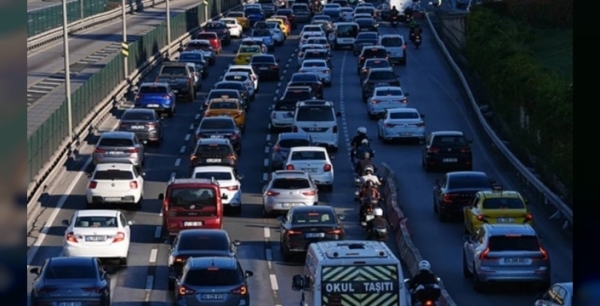 Trafik sigortası kökten değişti: Hasarsızlık indirimi artık sürücüye bağlı, milyonlarca sürücü dikkat!