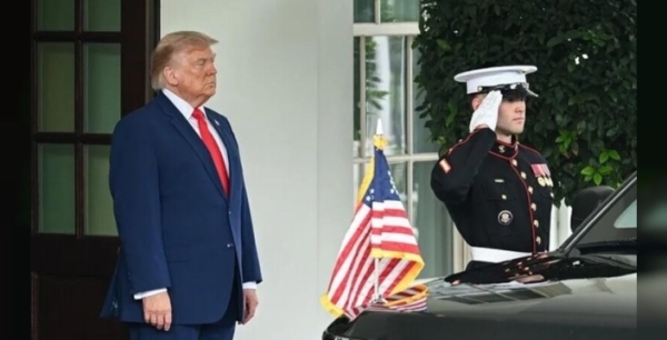Trump'tan İran müzakerelerine yeni şans: Askeri müdahale tehdidi gündemde