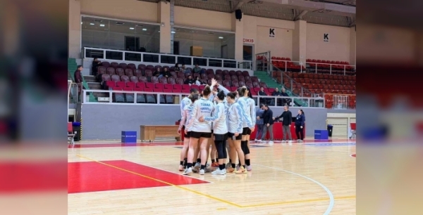 Turgutlu'nun potadaki gururu yarı finale yükseldi: Yalova VIP'i uzatmalarda devirdiler