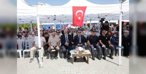 Vali Işın: Aileler çocukları İslami ahlakla yetiştirmeli
