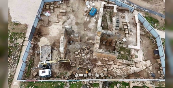 Zerzevan Kalesi'nde restorasyon çalışmaları hız kazanıyor