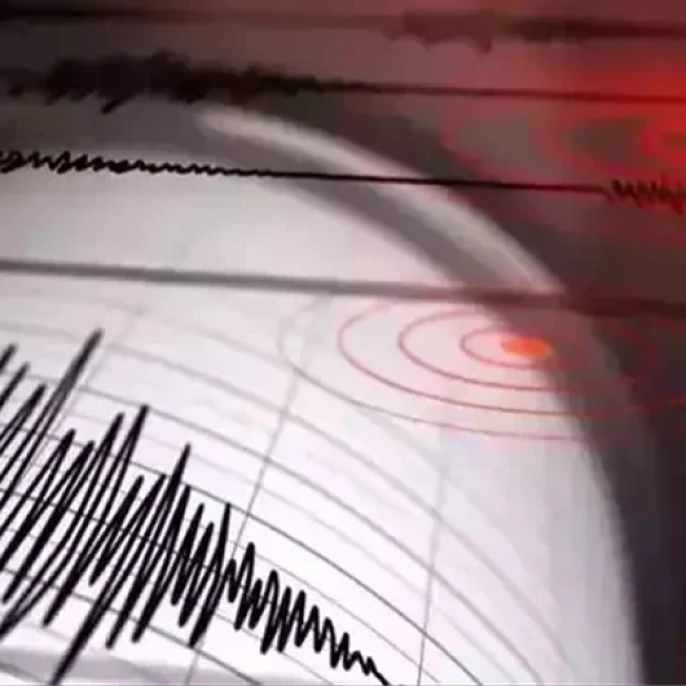 Eğriboz Adası'nda peş peşe iki deprem: Binalar hasar gördü