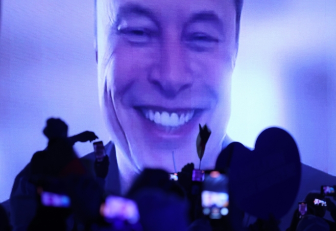 Elon Musk, SpaceX'in kazanç çağrısında iddialarını artırdı