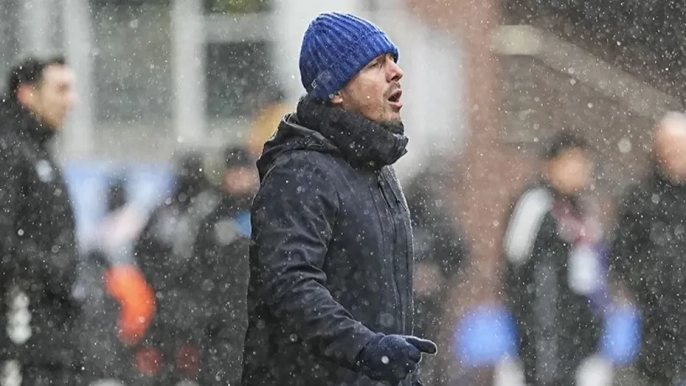 Emre Belözoğlu'ndan şaşırtan sözler: Öğrencisinin biletini mi kesti?