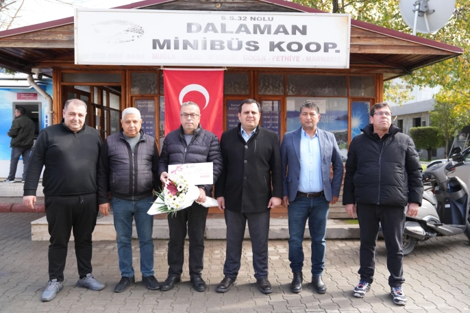 Engelli yolcuya yardım eden şoföre belediyeden mazot desteği