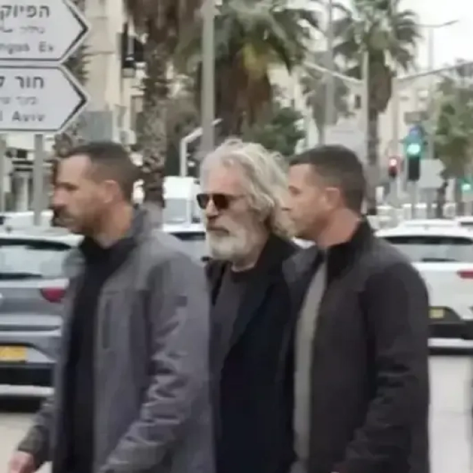 Epstein ölmedi mi? Adalet Bakanlığı belgeleri 'ceset değişimi' iddialarını alevlendirdi!