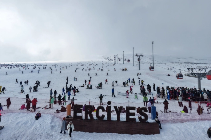 Erciyes Kayak Merkezi Sömestirde Rekor Kırdı: 1.4 Milyon Misafir Ağırladı