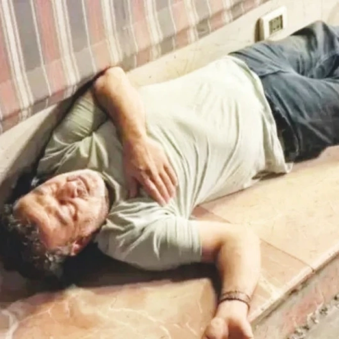 Esirler hapiste işkence gördü, şimdi de sokakta sefalet çekiyor: Hükümet maaşları kesti, dram katlanıyor