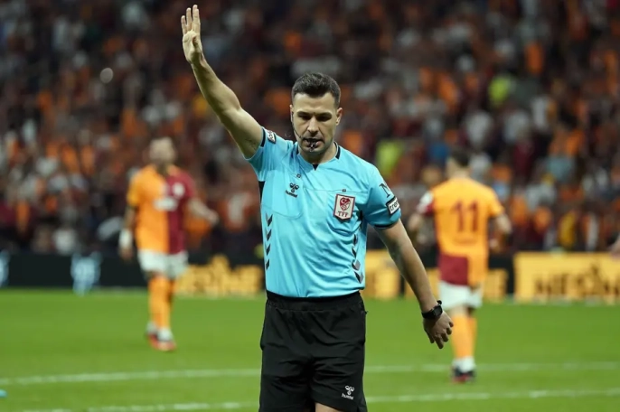Fatih Karagümrük-Beşiktaş derbisinin hakemleri belli oldu: Var'da Cihan Aydın sahne alıyor!