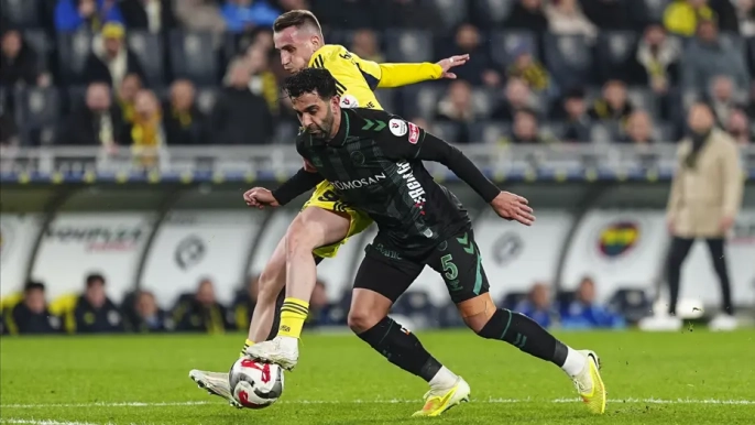Fenerbahçe, Konyaspor deplasmanında şampiyonluk yolunda kritik virajda: UEFA bileti tehlikede mi?