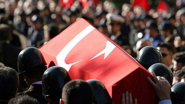 20 Kasım'da silahlı saldırıda yaralanan polis memuru hastanede şehit oldu