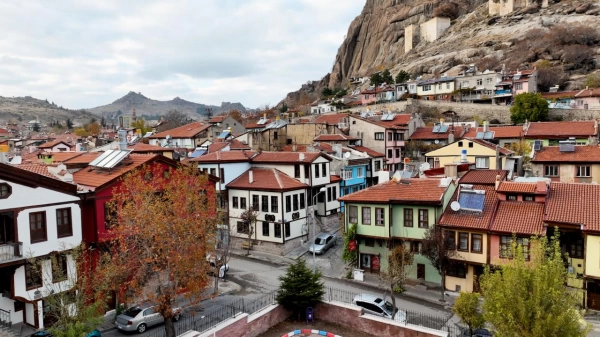 Afyonkarahisar’ın tarihi evleri yöresel mimariye göre yenilendi